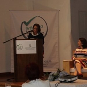 Un reconocimiento a las mujeres líderes de la salud en Antioquia